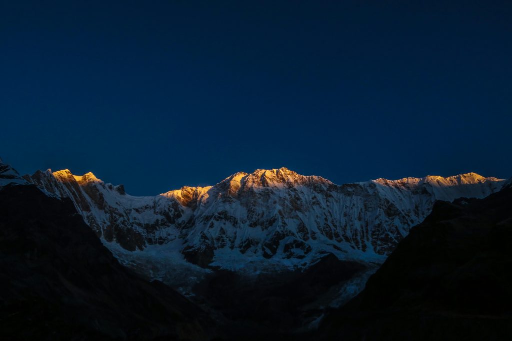 Annapurna Base Camp vs Annapurna Circuit: Which is suitable? 1 kabi acharya 7OELw0iUxa4 unsplash
